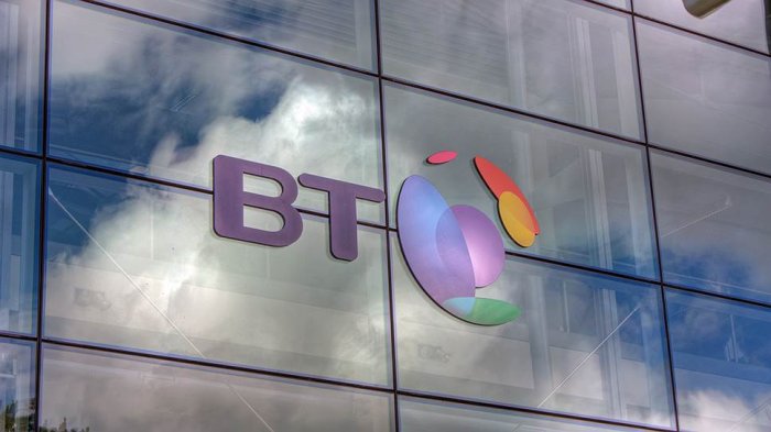 Британский коммуникационный рынок консолидируется: BT хочет приобрести мобильного оператора EE