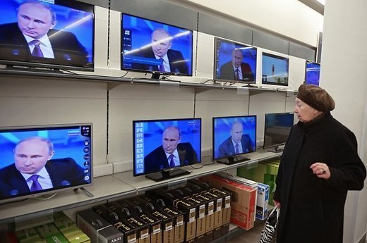 Литва останавливает трансляцию телеканала "РТР-Планета"