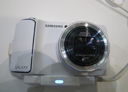 Samsung создал фотокамеру на Android с 4G