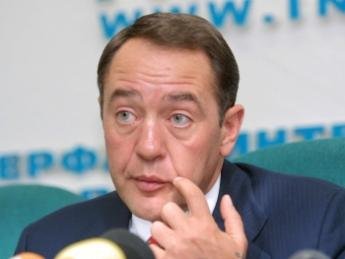 Михаил Лесин стал главой холдинга "Газпром-медиа", сменив Николая Сенкевича Михаил Лесин стал главой холдинга "Газпром-медиа", сменив Николая Сенкевича