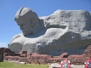CNN угрожают взорвать из-за скандала с монументом