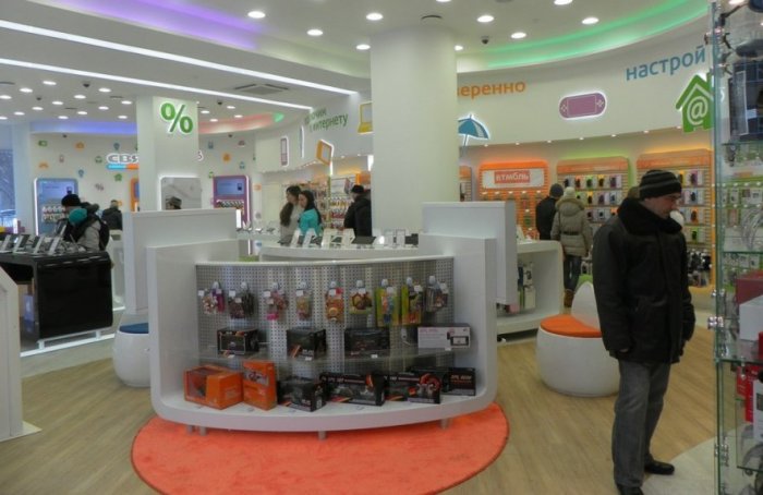 «Связной» прекращает продажу ноутбуков в своих салонах