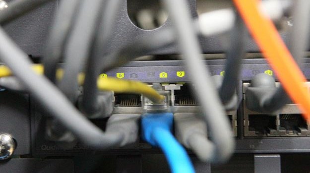 Реальная скорость проводного интернет-доступа в России ниже, чем обещают провайдеры