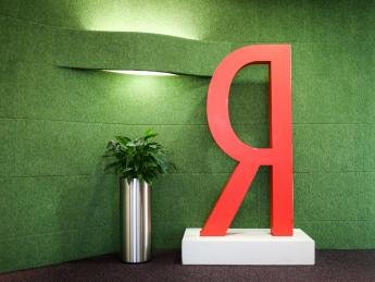 Как "Яндекс" борется с Google за российских пользователей