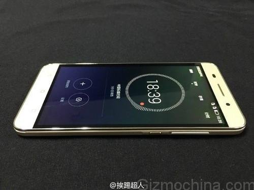 Фото Huawei Honor 4x "утекли" в сеть за неделю до презентации Фото Huawei Honor 4x "утекли" в сеть за неделю до презентации
