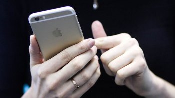 iPhone 6 подешевел вслед за рублем