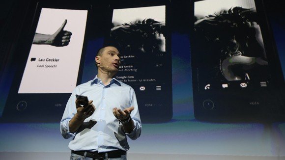 Yota Devices может выпустить планшет с двумя дисплеями Yota Devices может выпустить планшет с двумя дисплеями