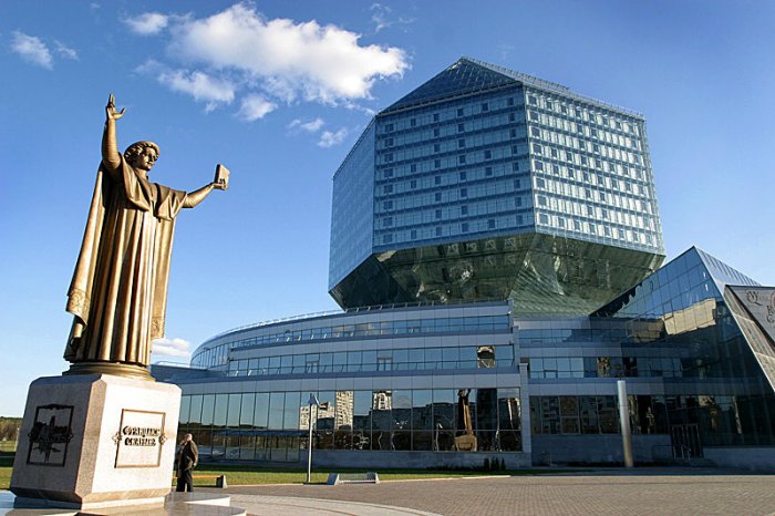 Microsoft передала лицензии на бесплатное ПО Национальной библиотеке