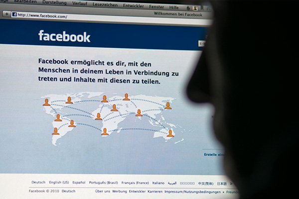 Россияне массово уходят из Facebook