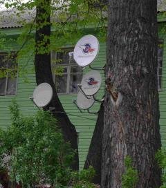 Официальная позиция "Триколор ТВ" по поводу предоставления доступа к обязательным телеканалам Официальная позиция "Триколор ТВ" по поводу предоставления доступа к обязательным телеканалам