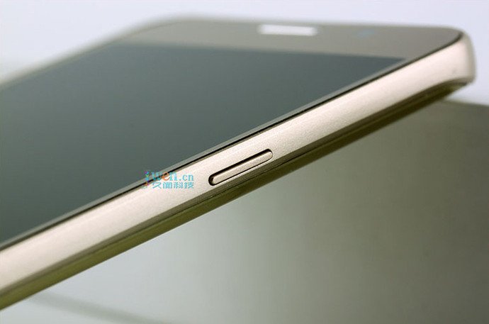 Фото Samsung Galaxy Note 5 «утекли» в сеть за несколько часов до официальной презентации Фото Samsung Galaxy Note 5 «утекли» в сеть за несколько часов до официальной презентации