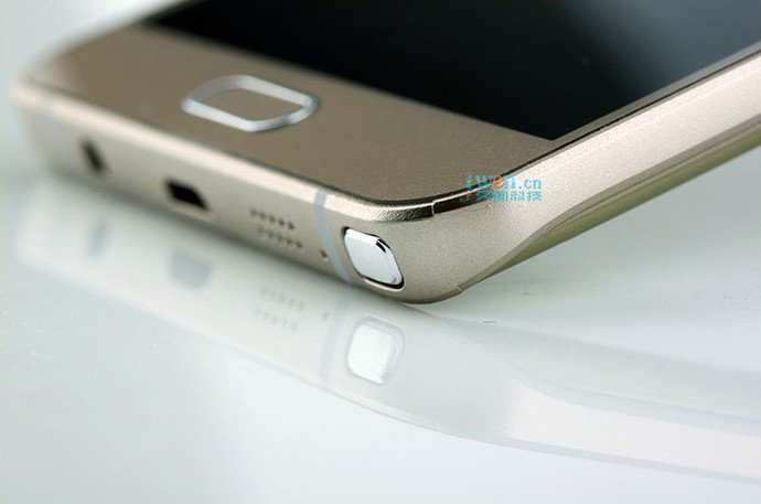 Фото Samsung Galaxy Note 5 «утекли» в сеть за несколько часов до официальной презентации Фото Samsung Galaxy Note 5 «утекли» в сеть за несколько часов до официальной презентации
