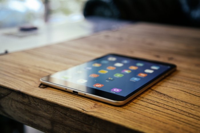 Игровой тест Xiaomi Mi Pad 2 на примере League of Legends и Counter-Strike Игровой тест Xiaomi Mi Pad 2 на примере League of Legends и Counter-Strike