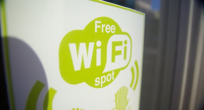 Минсвязи: решение для установки Wi-Fi в поездах будет найдено