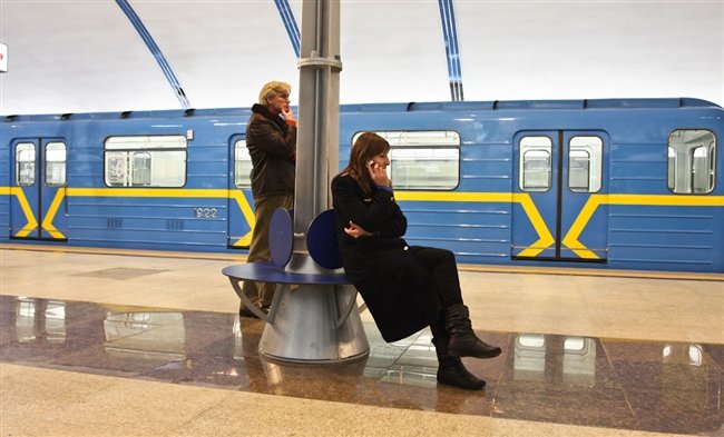 Мобильный интернет за 350 млн: почему в киевском метро нет 3G Мобильный интернет за 350 млн: почему в киевском метро нет 3G