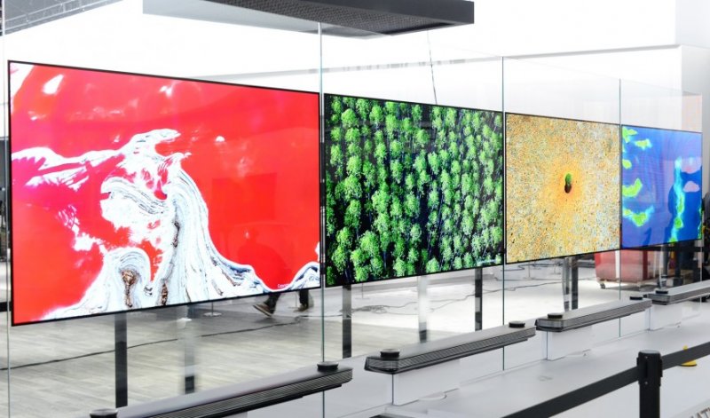 CES 2017: Флагманские OLED-телевизоры LG Signature тоньше 3 мм CES 2017: Флагманские OLED-телевизоры LG Signature тоньше 3 мм