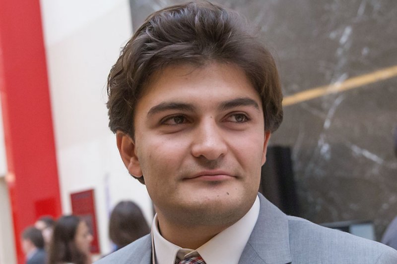 Студия "Yellow, Black and White" пообещала запустить "аналог HBO"