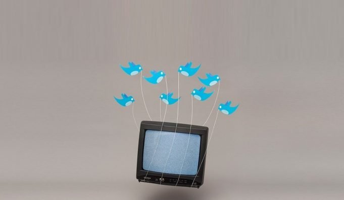 Twitter рассматривает возможность выхода на рынок платного телевидения Twitter рассматривает возможность выхода на рынок платного телевидения