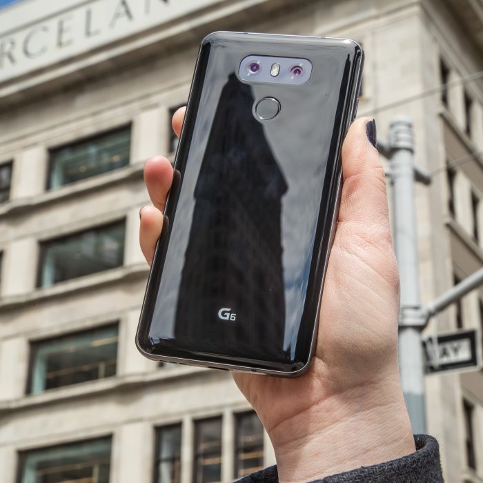 LG начинает продажи самого ожидаемого смартфона G6 в мировом масштабе LG начинает продажи самого ожидаемого смартфона G6 в мировом масштабе