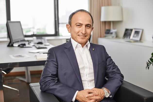 Директор по маркетингу и продажам velcom Роберт Дашян займется развитием корпоративного сегмента