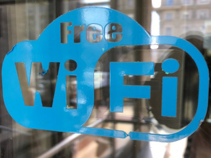 Бесплатный Wi-Fi появится в 2019 году на 10 станциях минского метро