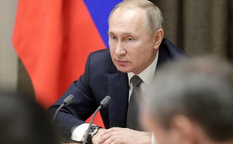 Президент России подписал "закон против Apple"