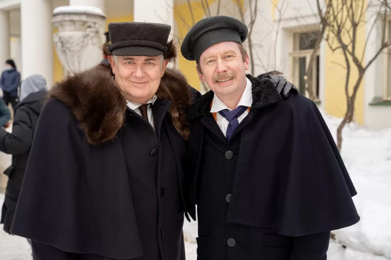Стоянов, Трухин и Макаров снимаются во втором сезоне сериала "Гости из прошлого"